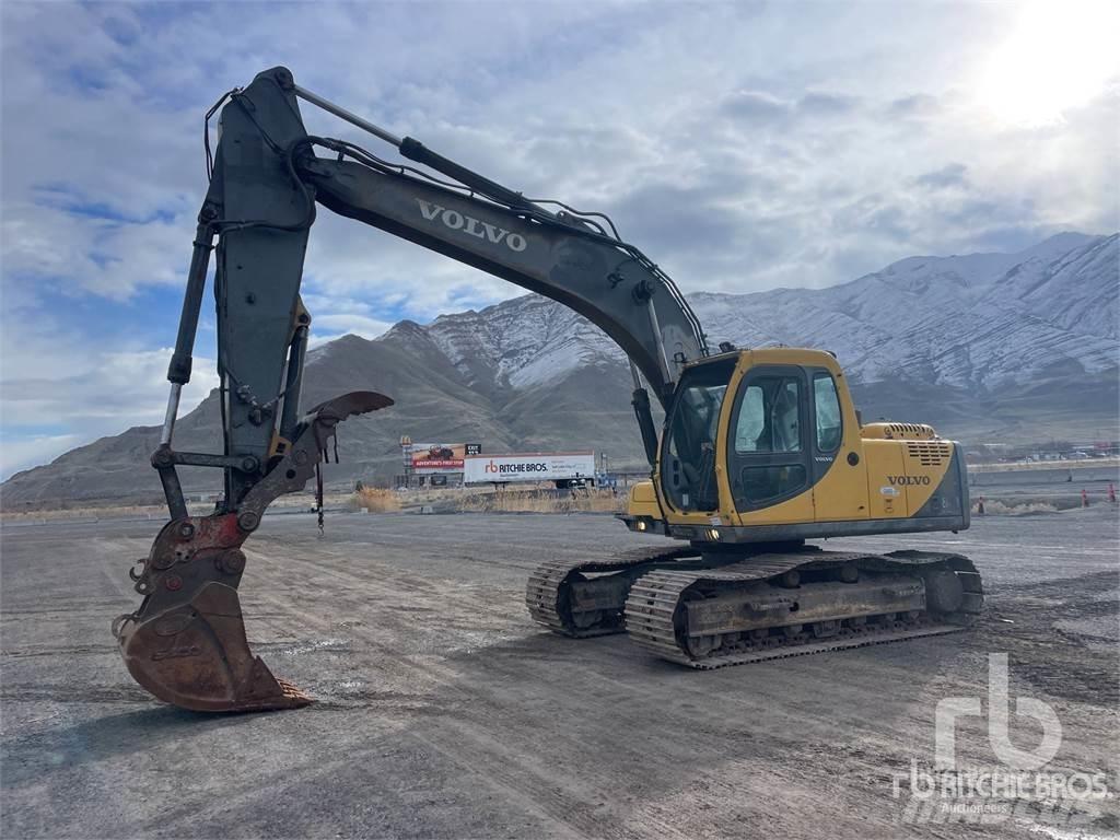 Volvo EC150 Гусеничні екскаватори