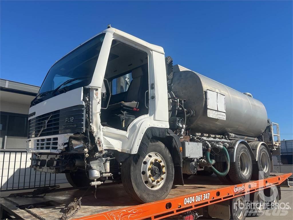 Volvo FL12 Вантажівки-цистерни