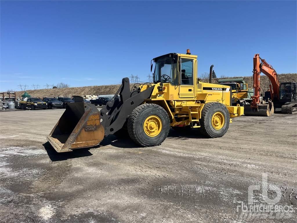 Volvo L90C Фронтальні навантажувачі