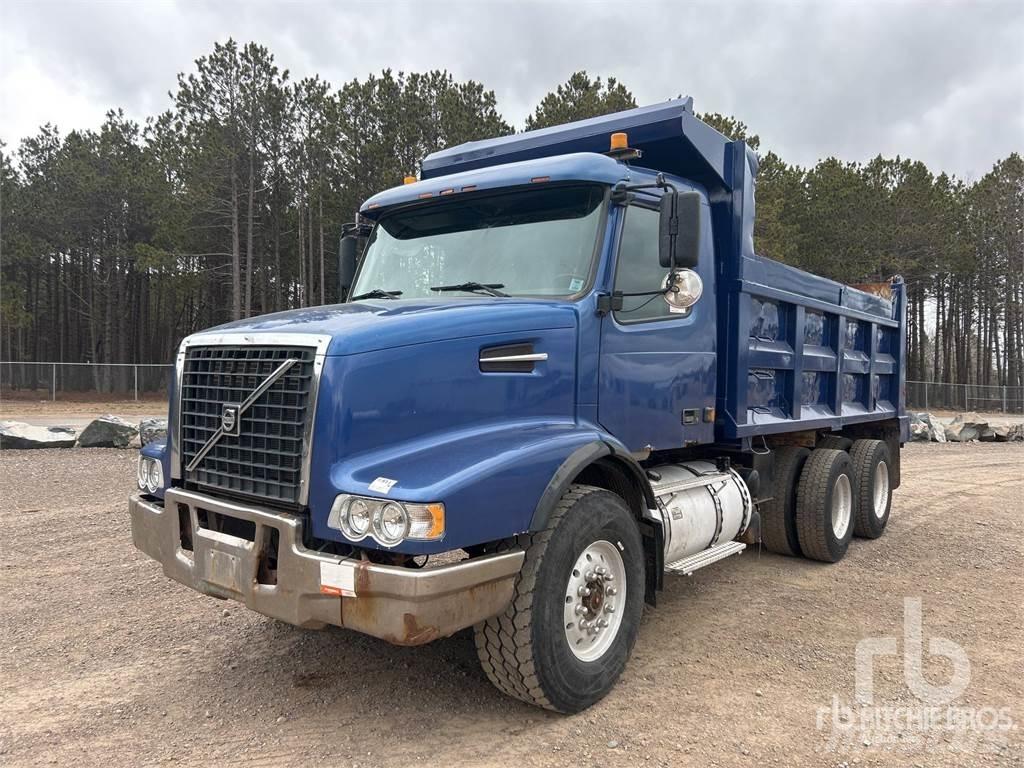 Volvo VND Самоскиди