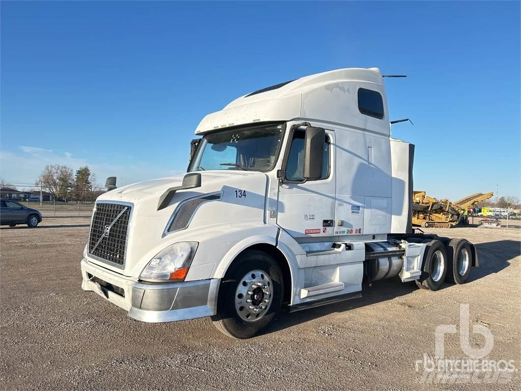 Volvo VNL Тягачі