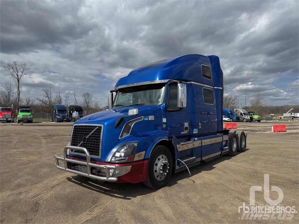 Volvo VNL Тягачі