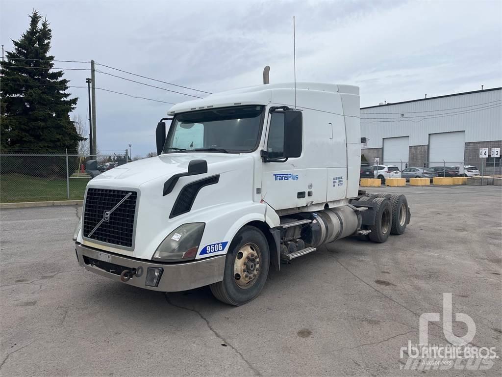 Volvo VNL Тягачі
