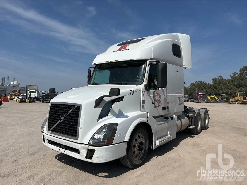 Volvo VNL Тягачі