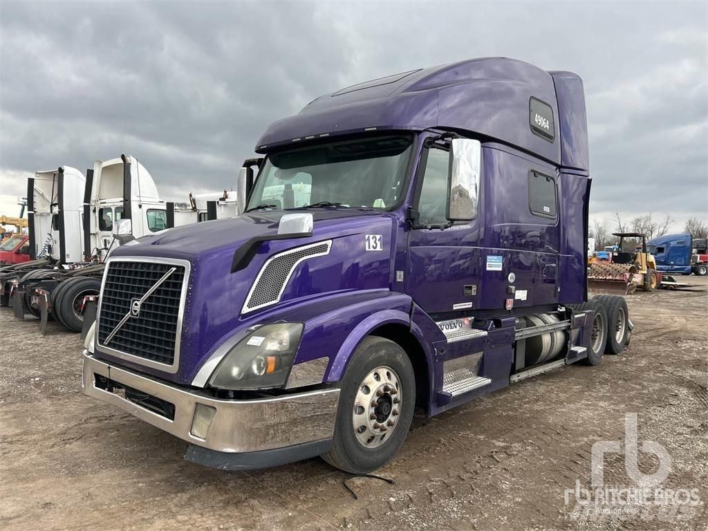 Volvo VNL Тягачі