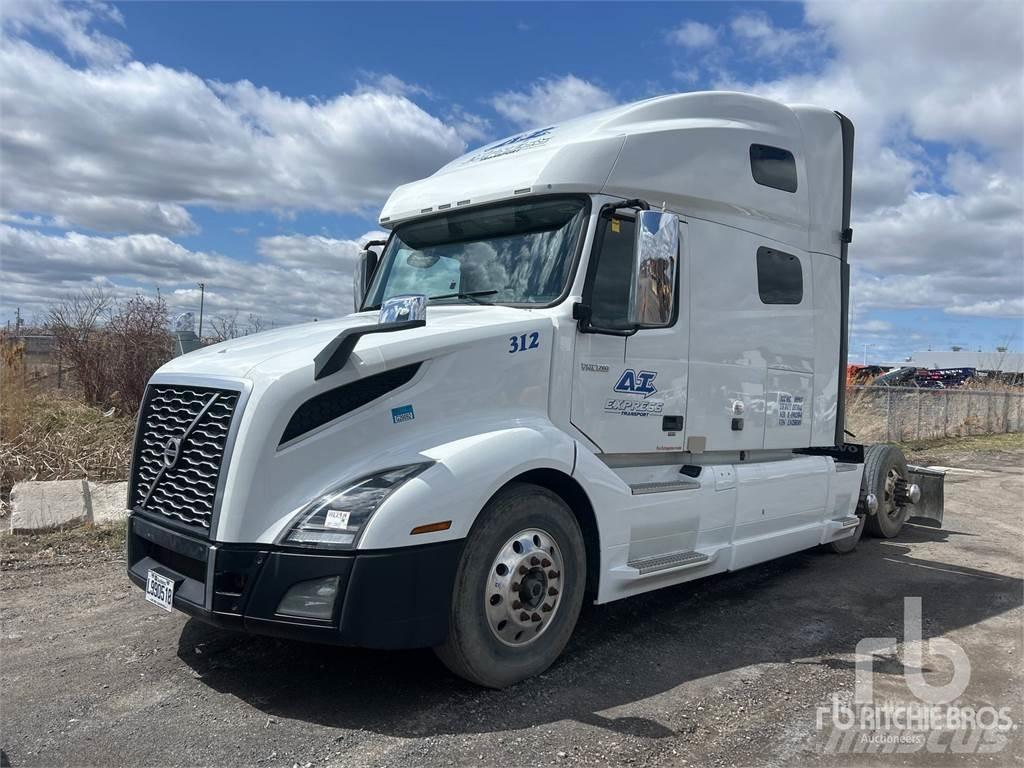 Volvo VNL Тягачі