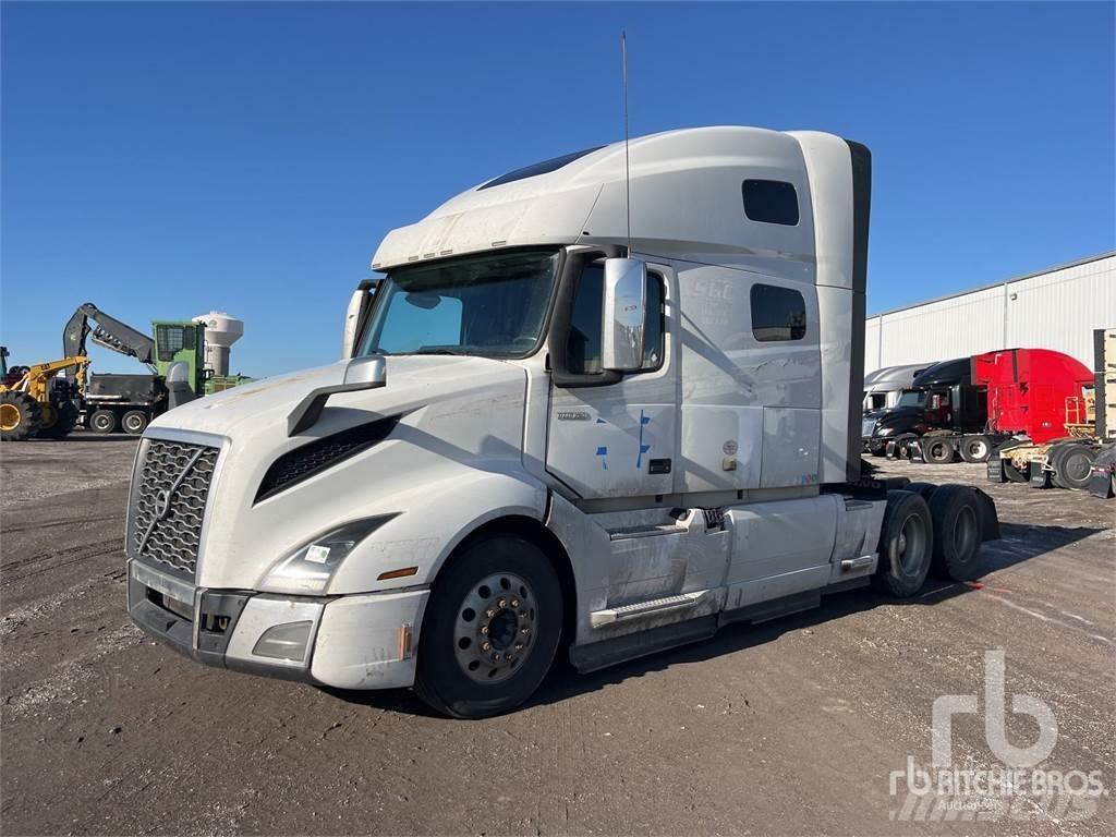 Volvo VNL Тягачі