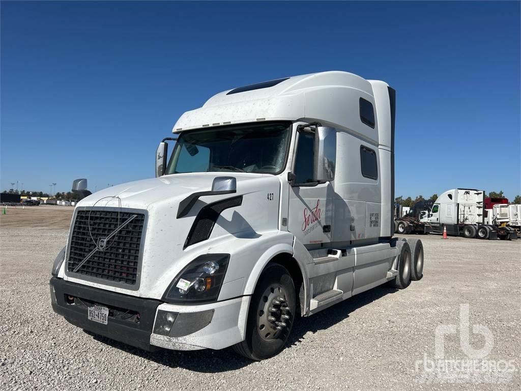 Volvo VNL Тягачі