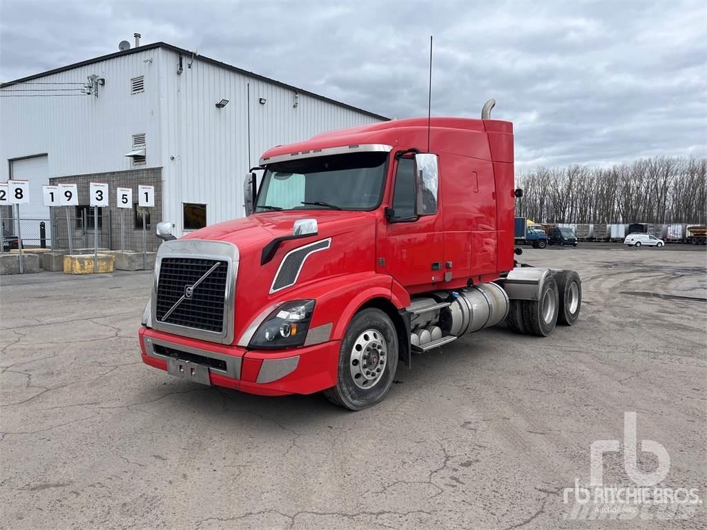 Volvo VNL Тягачі