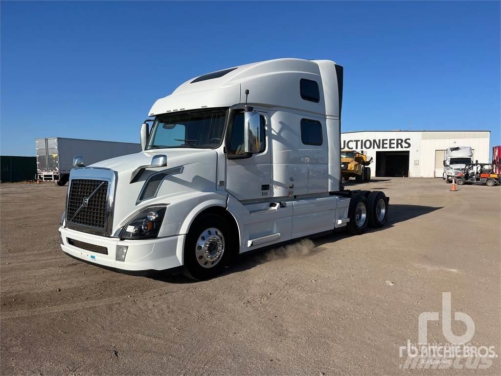 Volvo VNL Тягачі