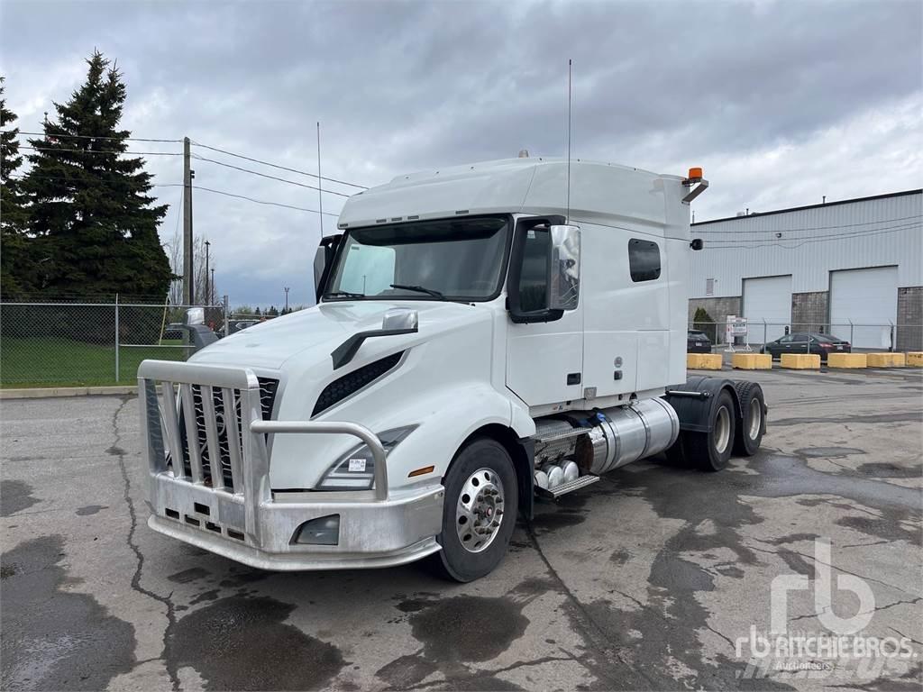 Volvo VNL Тягачі