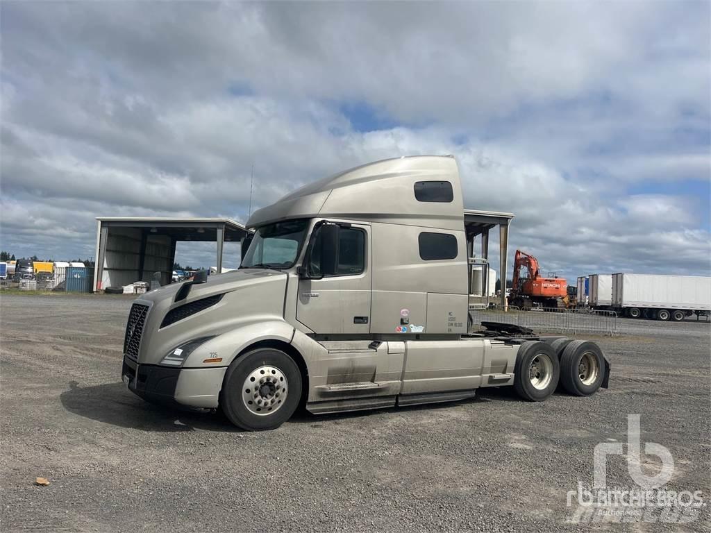Volvo VNL Тягачі