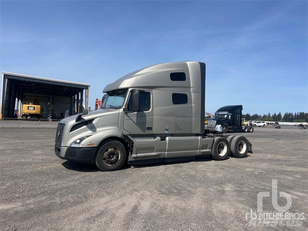 Volvo VNL Тягачі