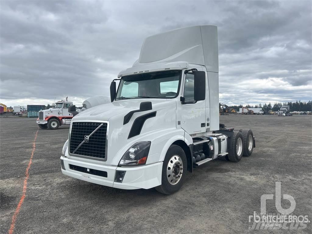 Volvo VNL Тягачі
