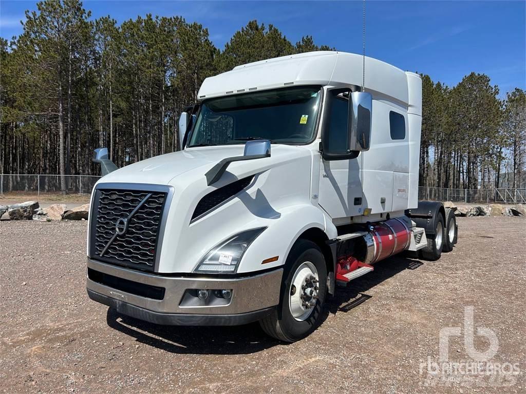 Volvo VNL Тягачі