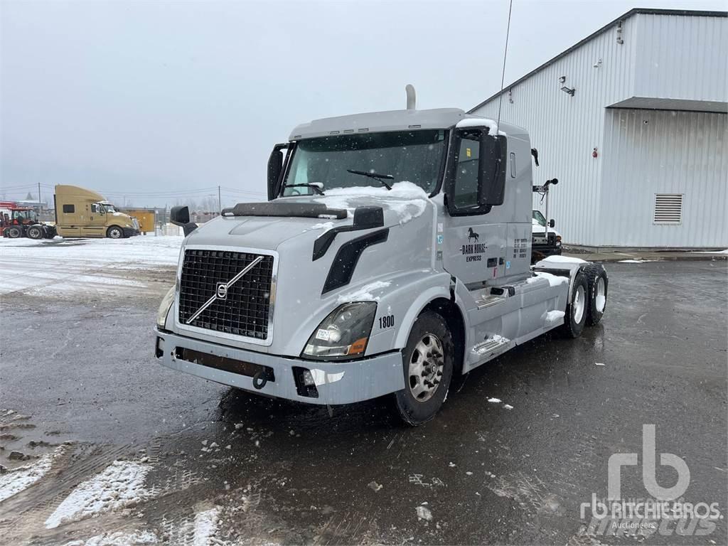 Volvo VNL Тягачі