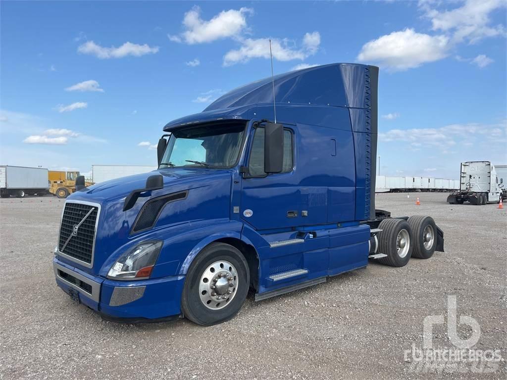 Volvo VNL Тягачі