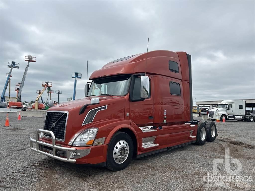Volvo VNL Тягачі