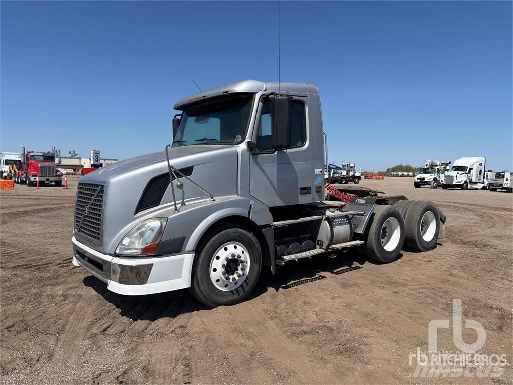 Volvo VNL Тягачі