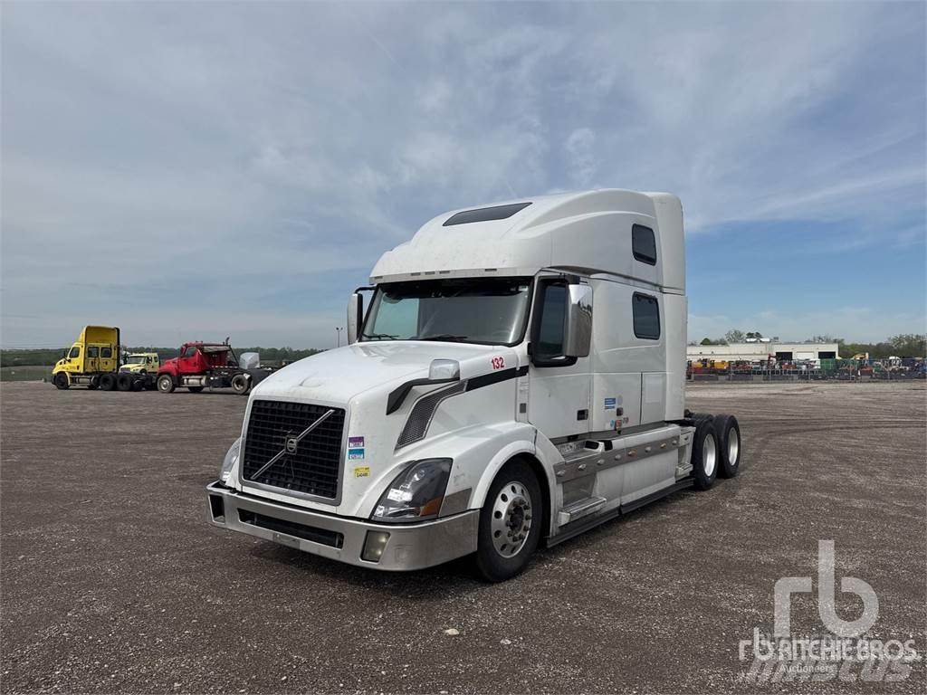 Volvo VNL Тягачі