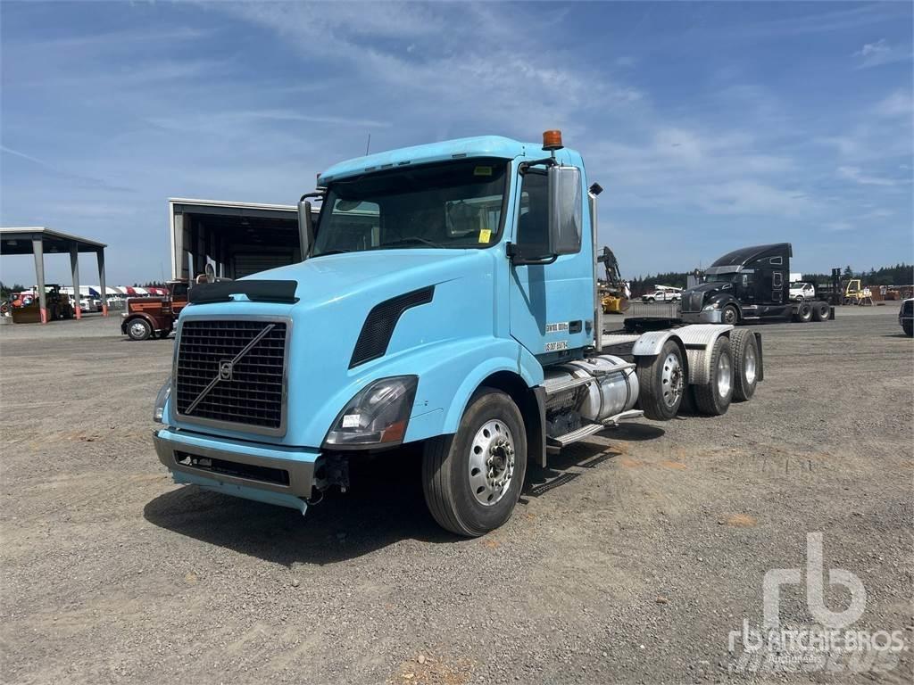 Volvo VNL Тягачі
