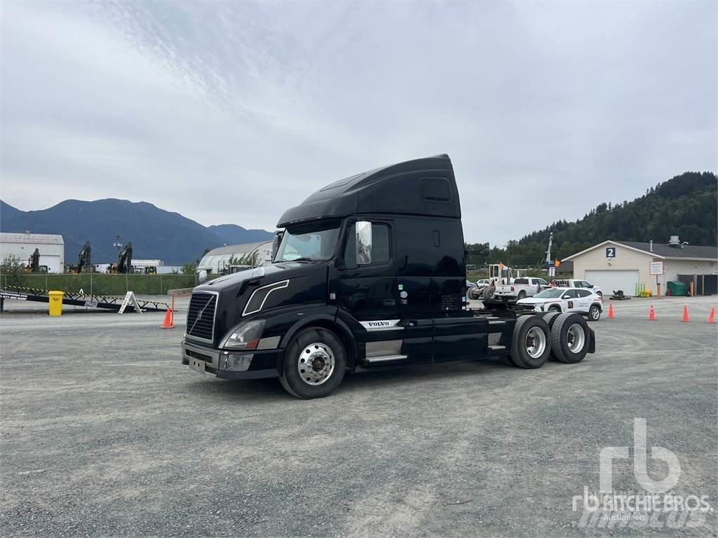 Volvo VNL Тягачі