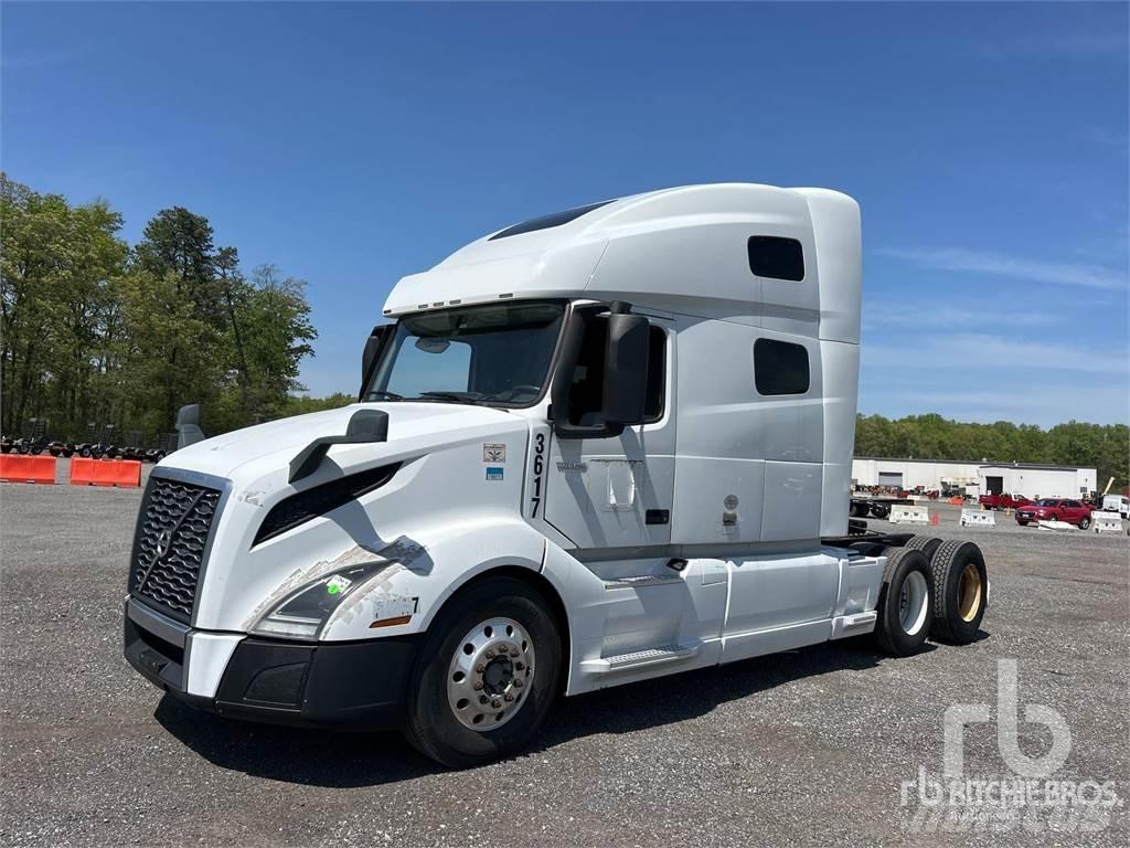 Volvo VNL300 Тягачі