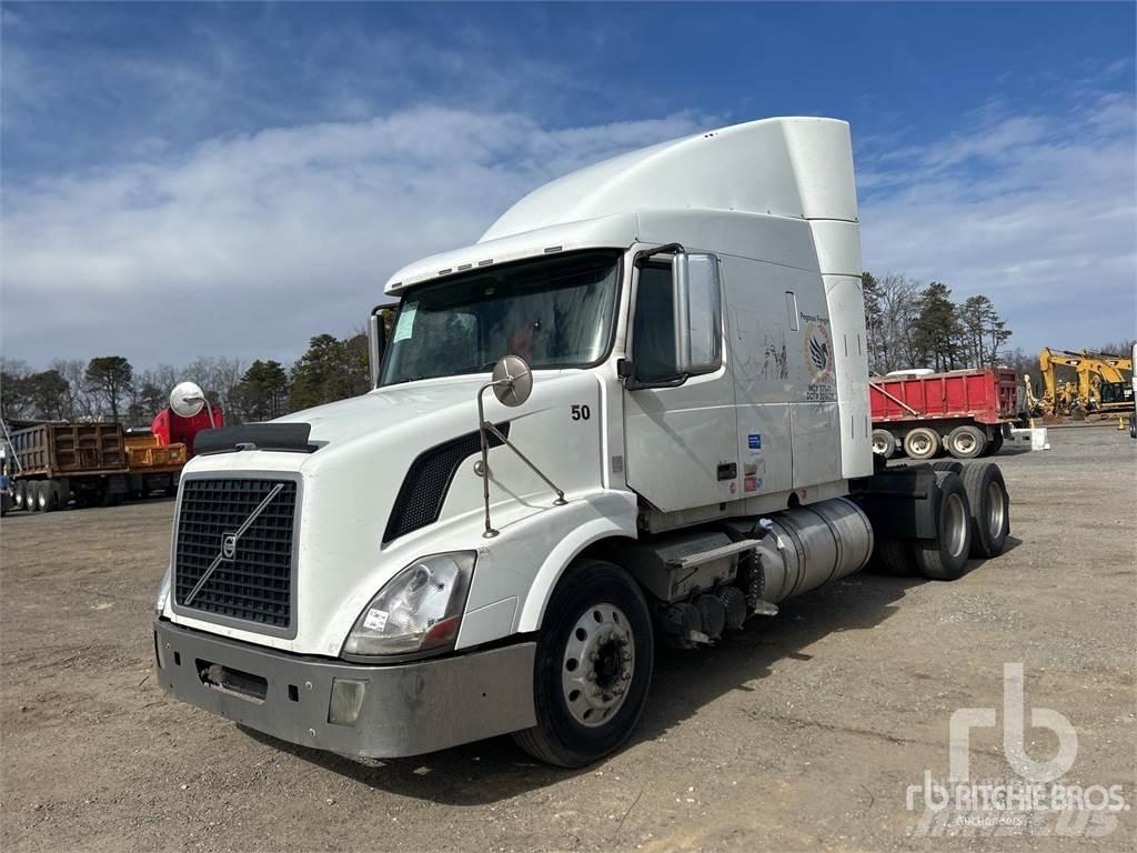 Volvo VNL630 Тягачі