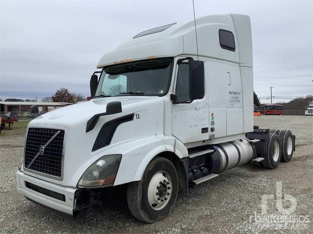 Volvo VNL670 Тягачі