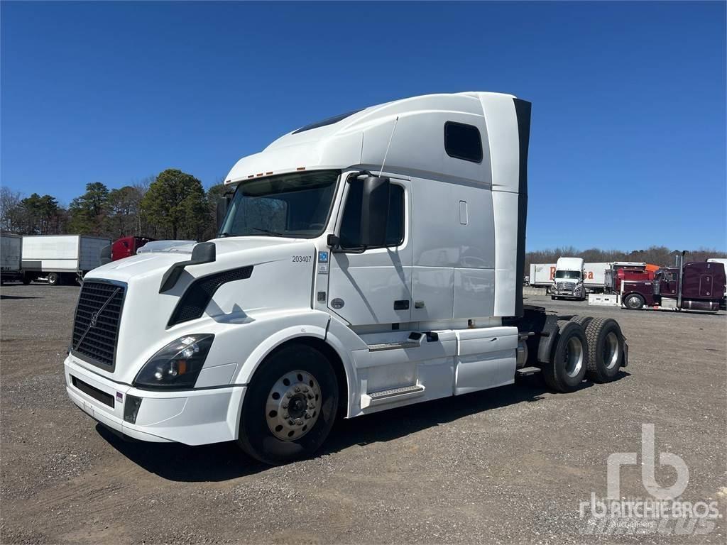 Volvo VNL670 Тягачі