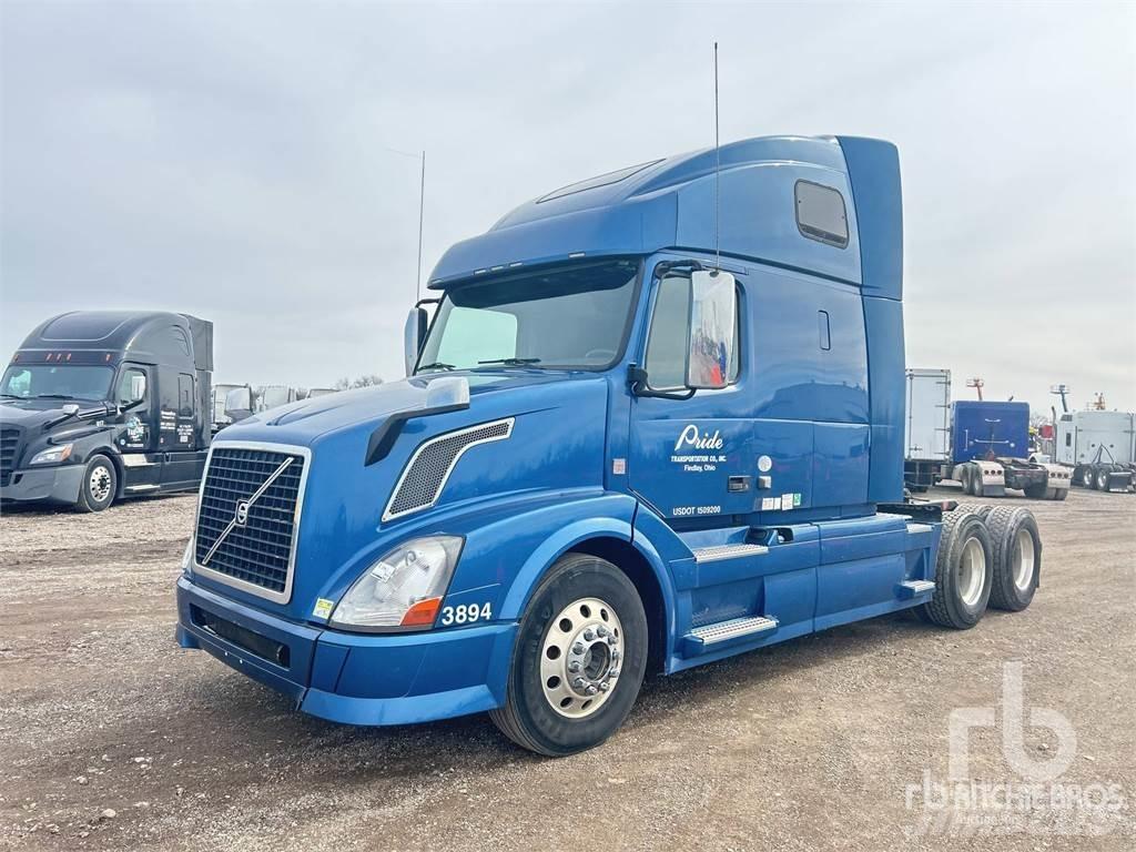 Volvo VNL670 Тягачі