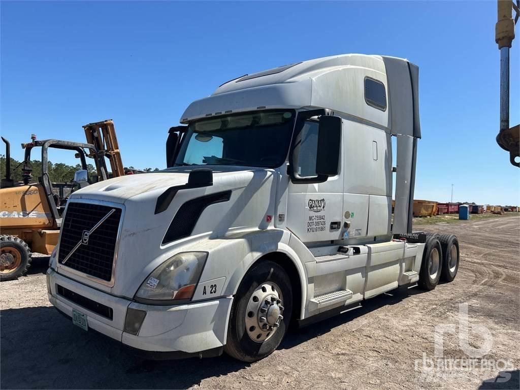 Volvo VNL670 Тягачі