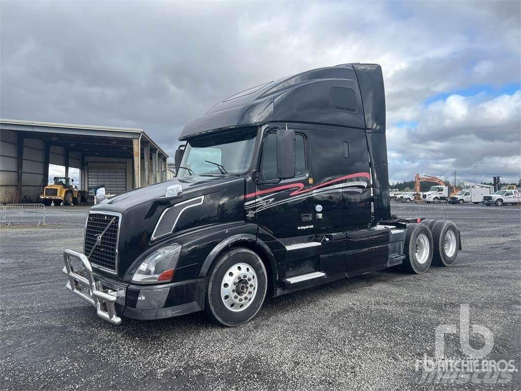 Volvo VNL670 Тягачі