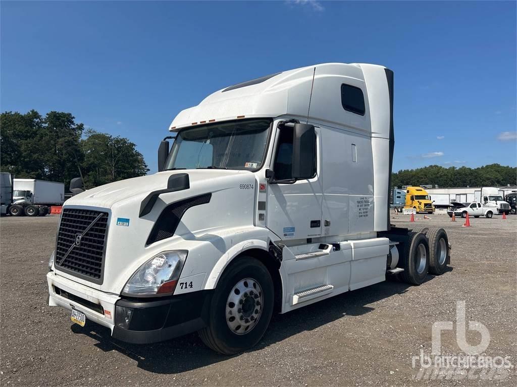 Volvo VNL670 Тягачі
