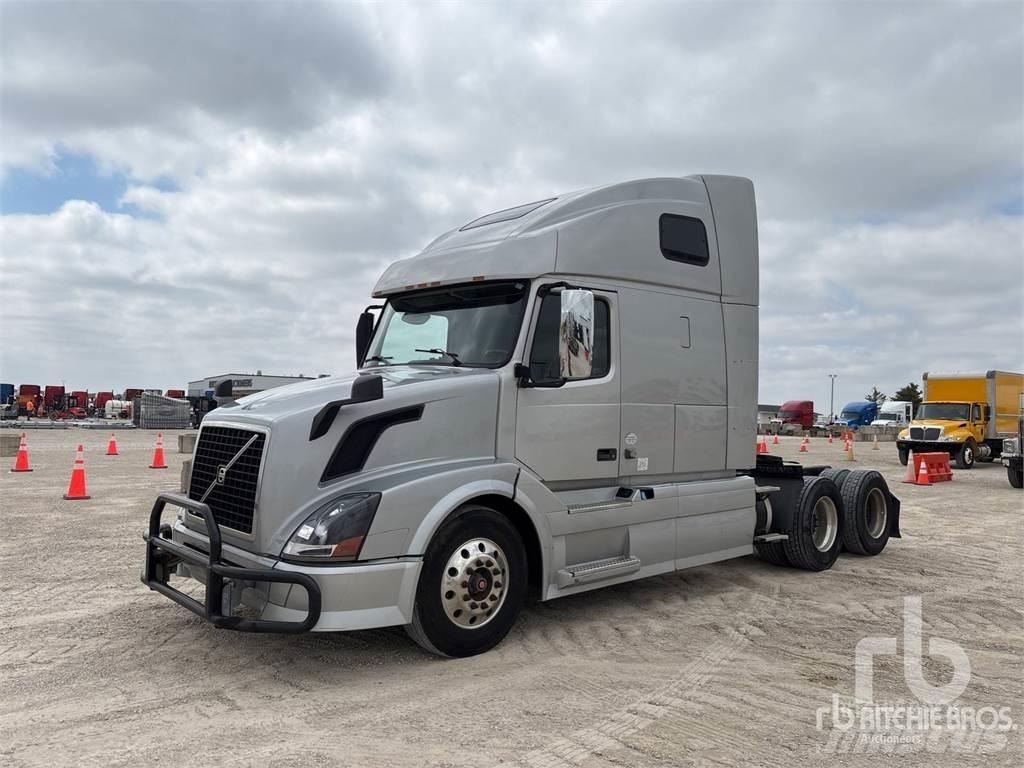 Volvo VNL670 Тягачі