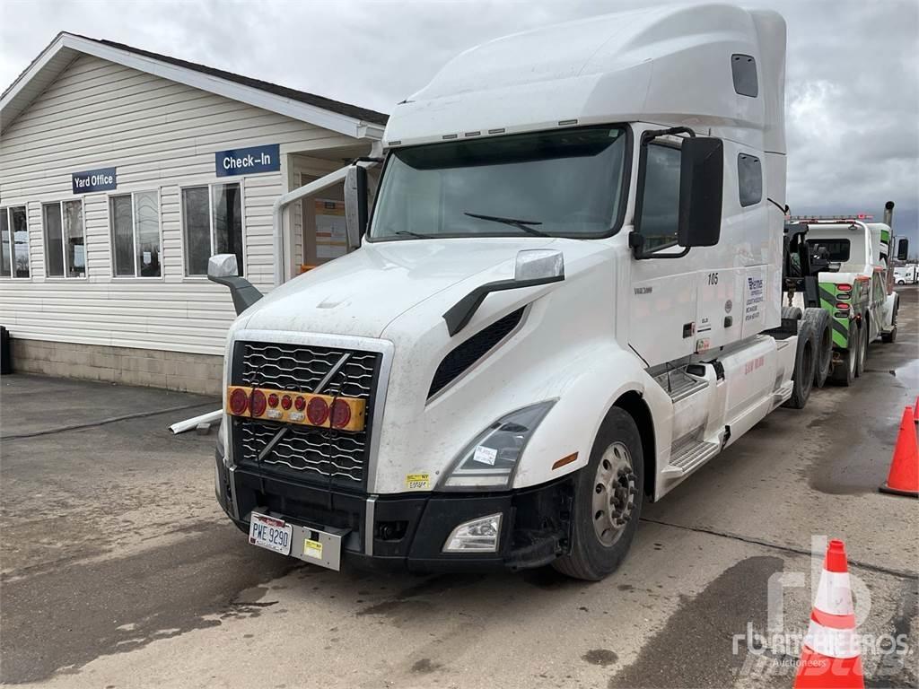 Volvo VNL760 Тягачі