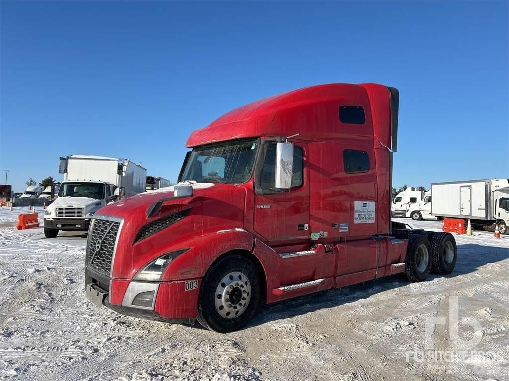 Volvo VNL760 Тягачі