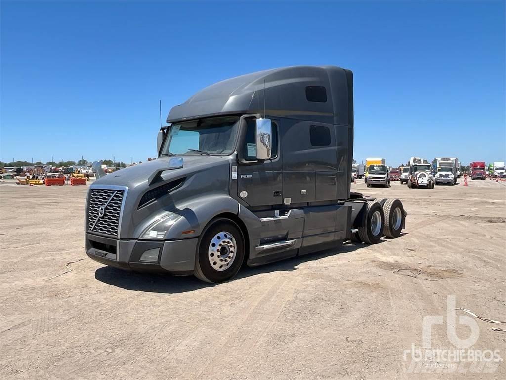 Volvo VNL760 Тягачі
