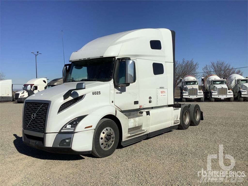 Volvo VNL760 Тягачі
