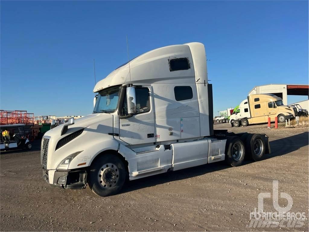 Volvo VNL760 Тягачі