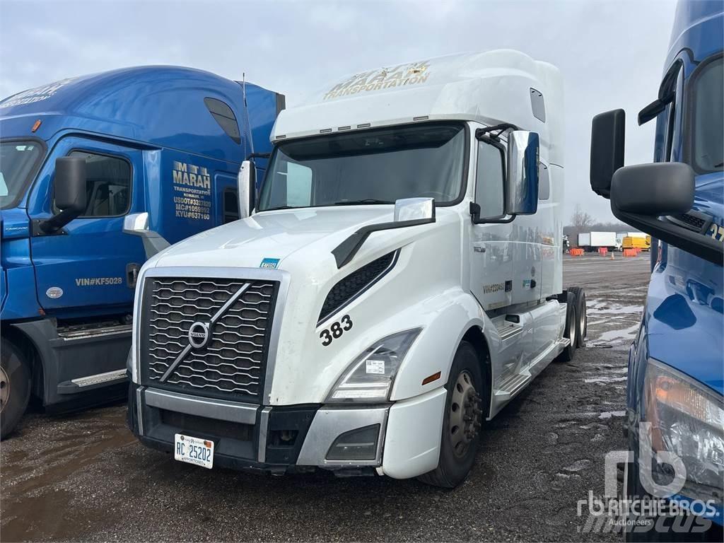 Volvo VNL760 Тягачі