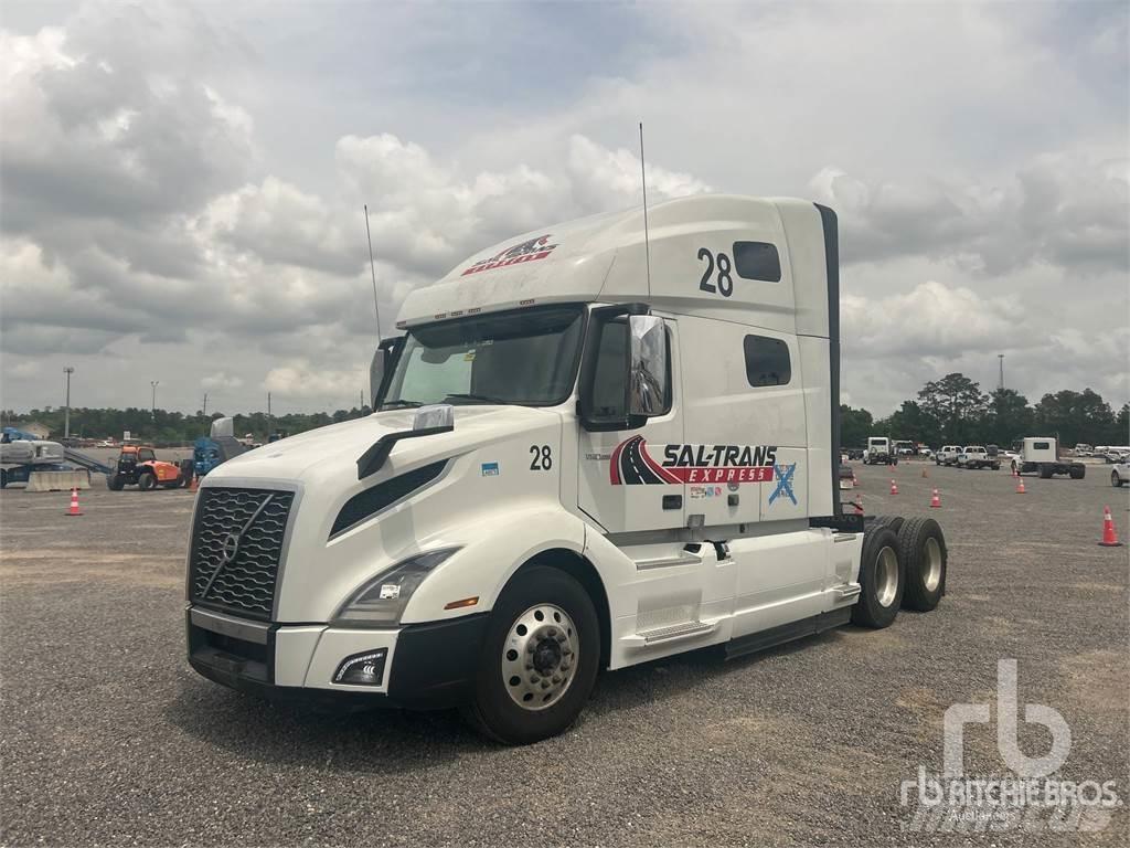 Volvo VNL760 Тягачі