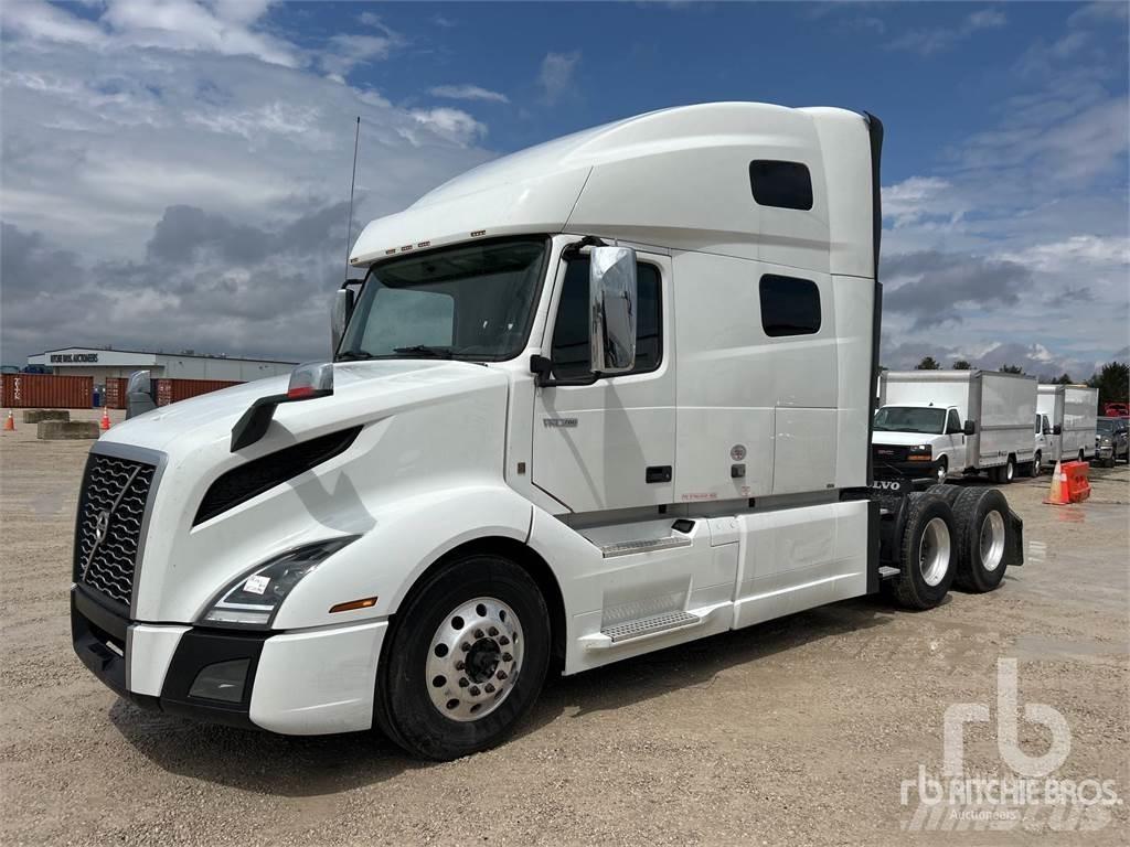 Volvo VNL760 Тягачі