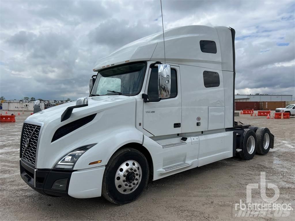 Volvo VNL760 Тягачі