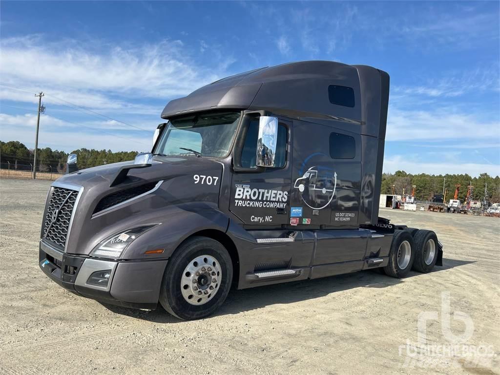 Volvo VNL760 Тягачі