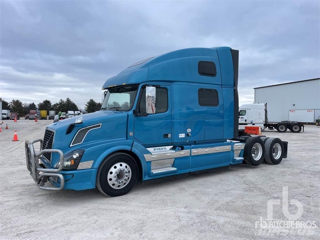 Volvo VNL780 Тягачі