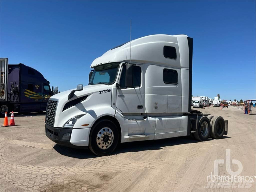 Volvo VNL860 Тягачі