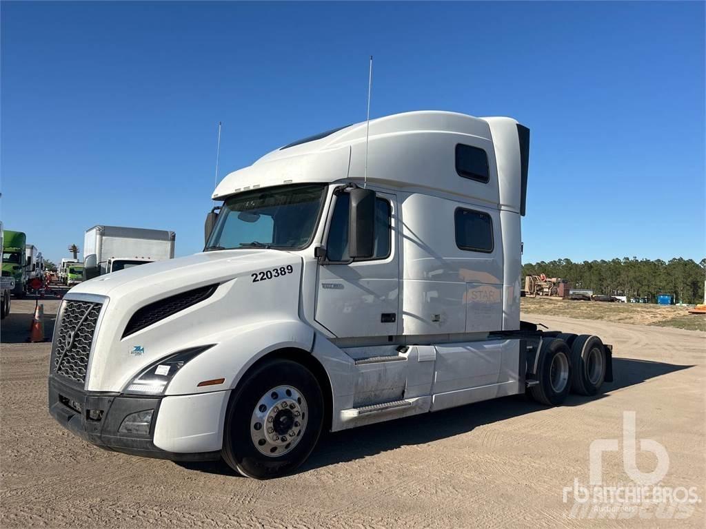 Volvo VNL860 Тягачі