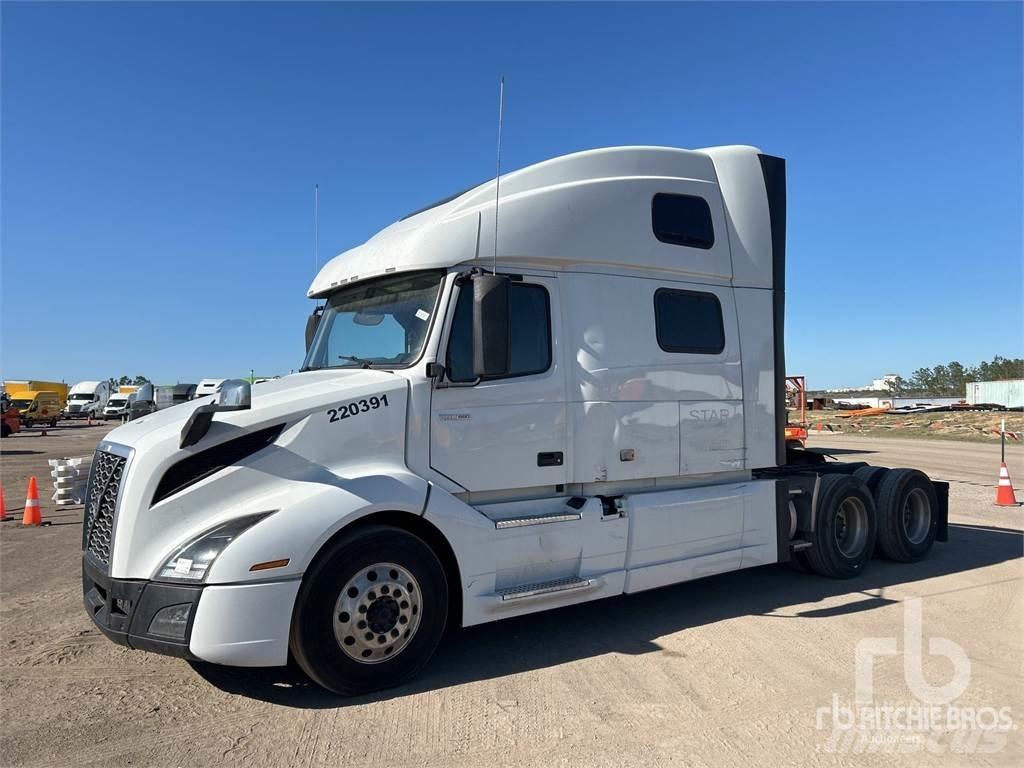 Volvo VNL860 Тягачі