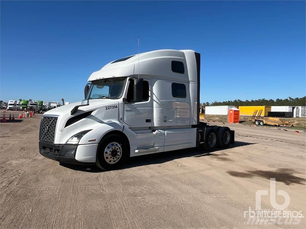 Volvo VNL860 Тягачі